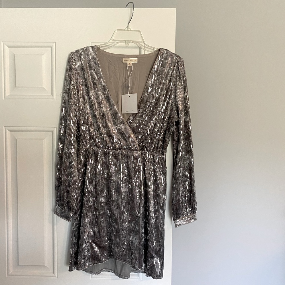 NWT silver sequin dress size M